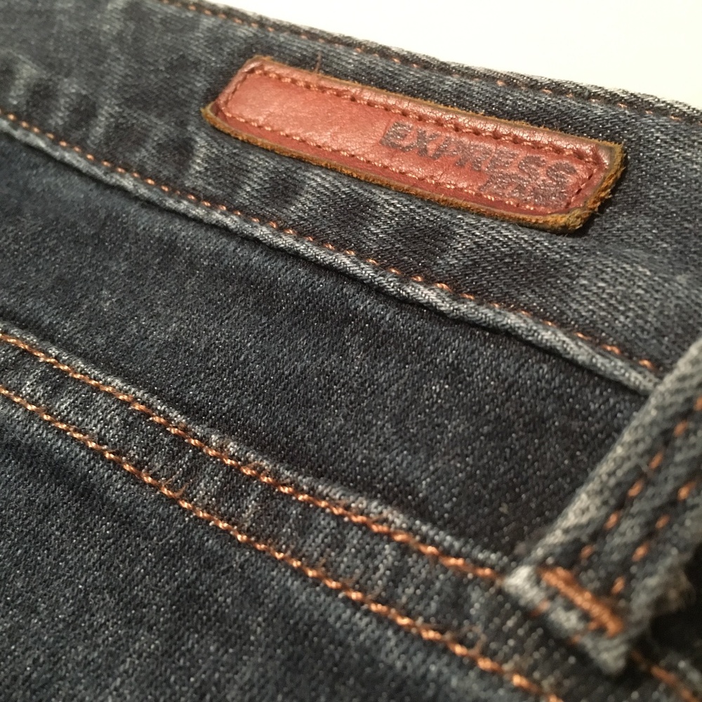 Express Barely Boot Low Rise Jeans - Picture 2 of 6